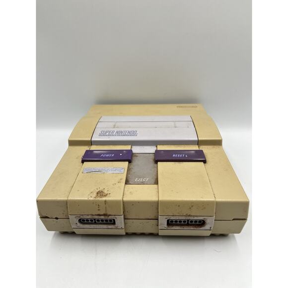 Super Nintendo SNES Console Only As Is Parts or Repair Powers On/No Display - Picture 1 of 12